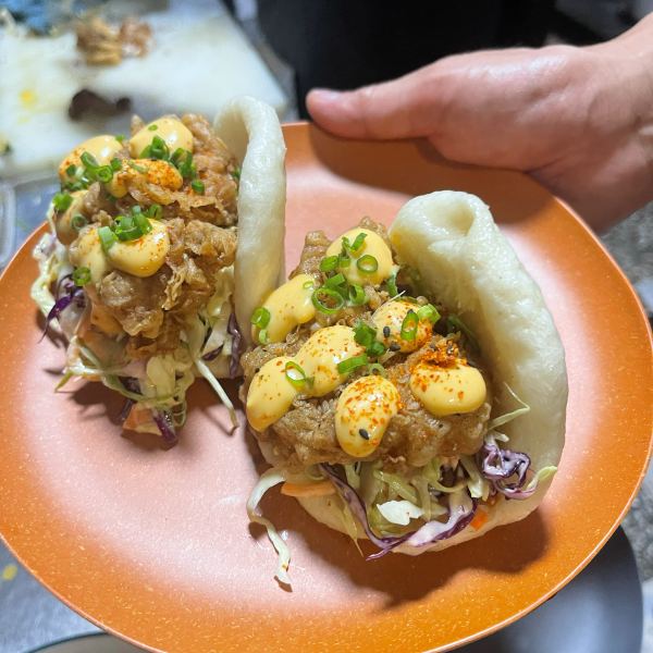 Crunchy Chicken Bao